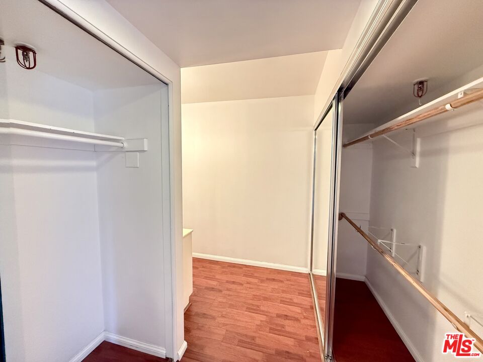600 W 9th St Unit: 814