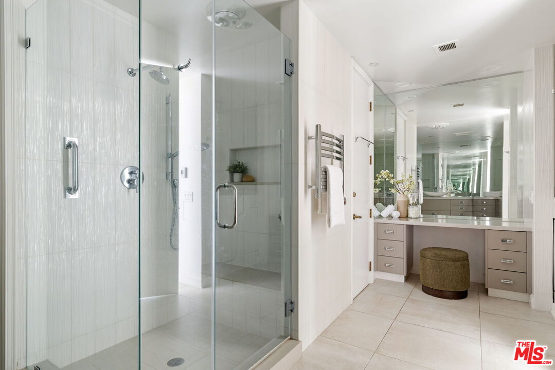 300 N Swall Dr Unit: 307