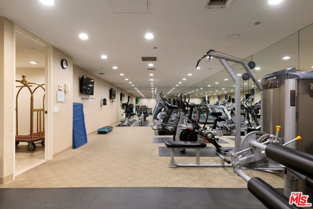 300 N Swall Dr Unit: 307