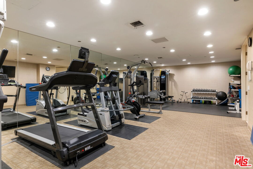300 N Swall Dr Unit: 307
