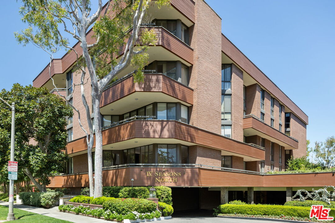 300 N Swall Dr Unit: 307