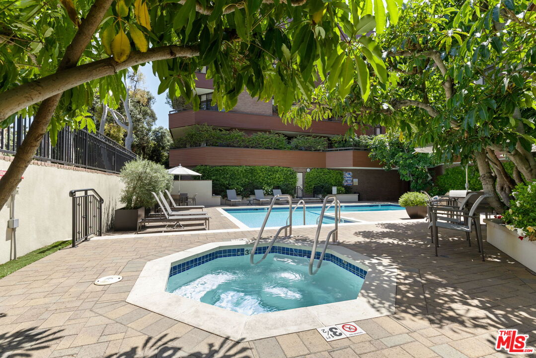 300 N Swall Dr Unit: 307