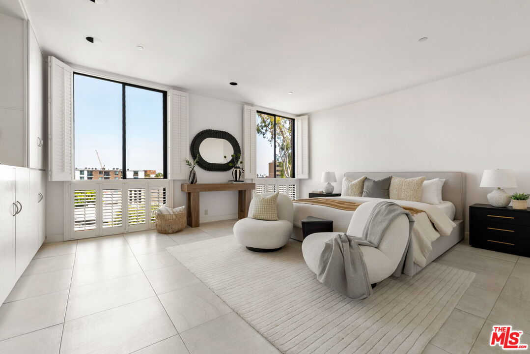 300 N Swall Dr Unit: 307