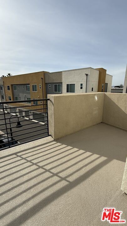 5079 Cedar Ave