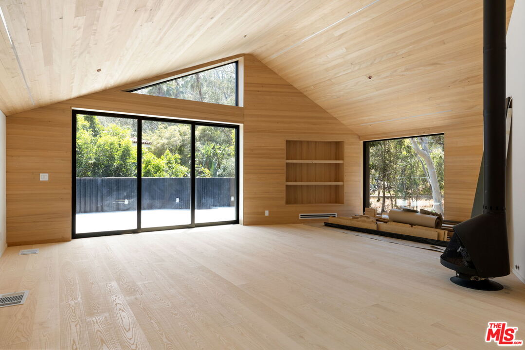 1956 Laurel Canyon Rd
