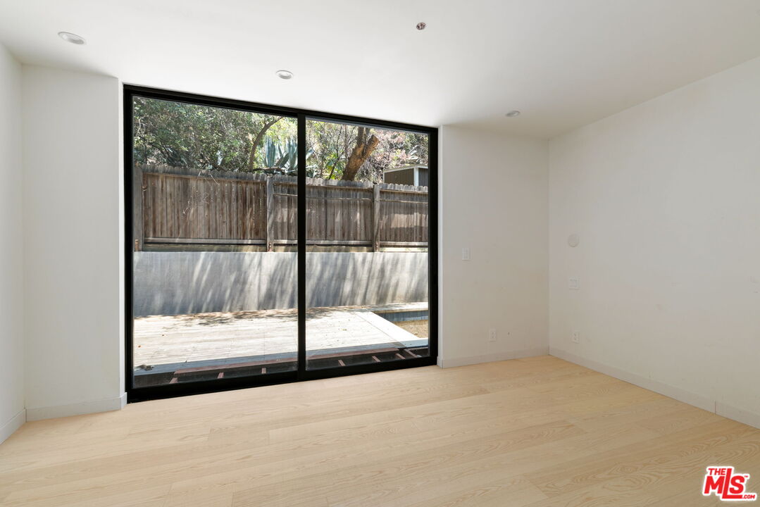 1956 Laurel Canyon Rd