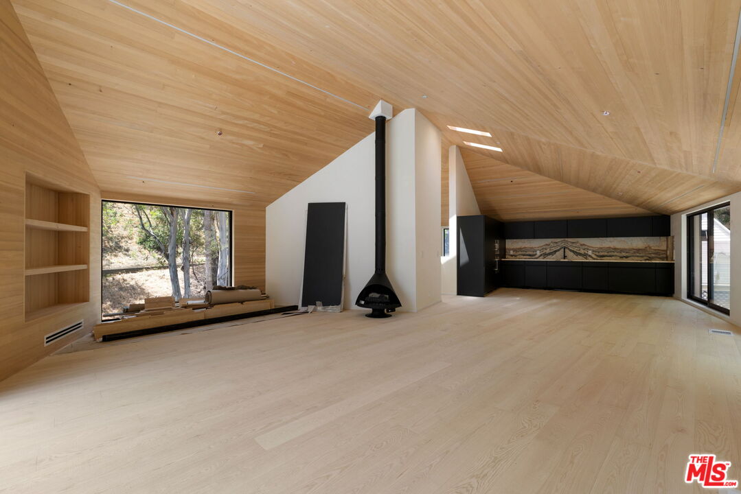 1956 Laurel Canyon Rd