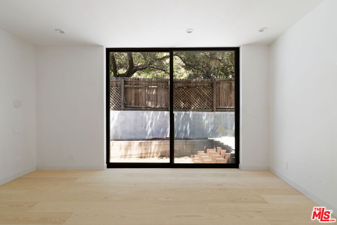 1956 Laurel Canyon Rd