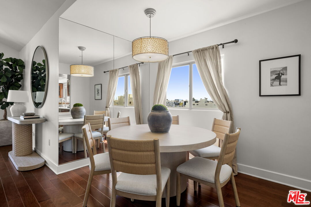 1409 Armacost Ave Unit: PH2