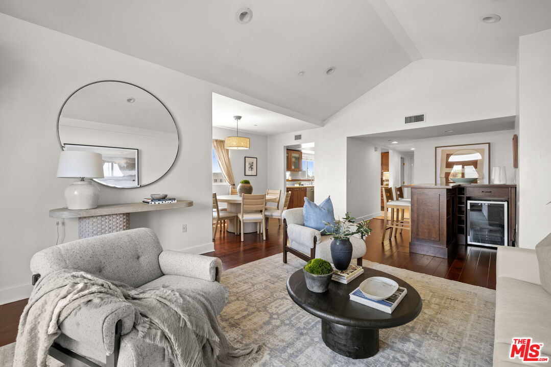 1409 Armacost Ave Unit: PH2