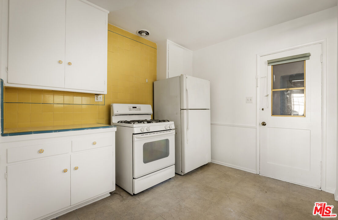 215 S Tower Dr Unit: D