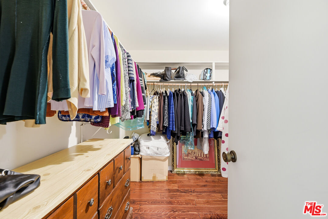 318 N Maple Dr Unit: 506