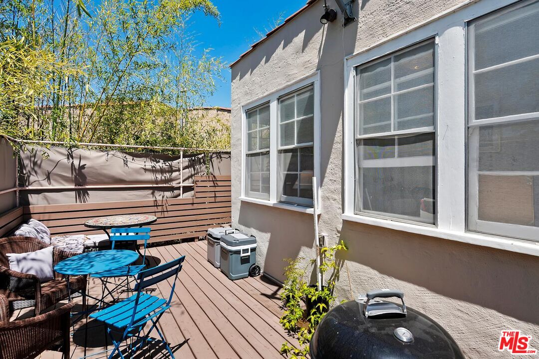 1107 S Citrus Ave
