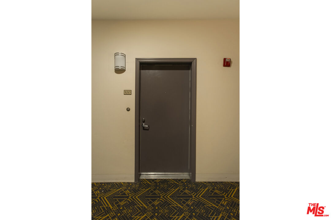 360 W Avenue 26 Unit: 100