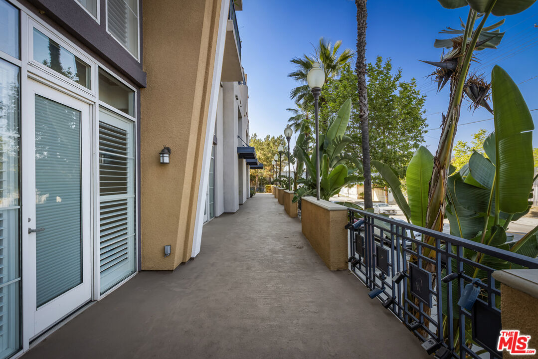 360 W Avenue 26 Unit: 100