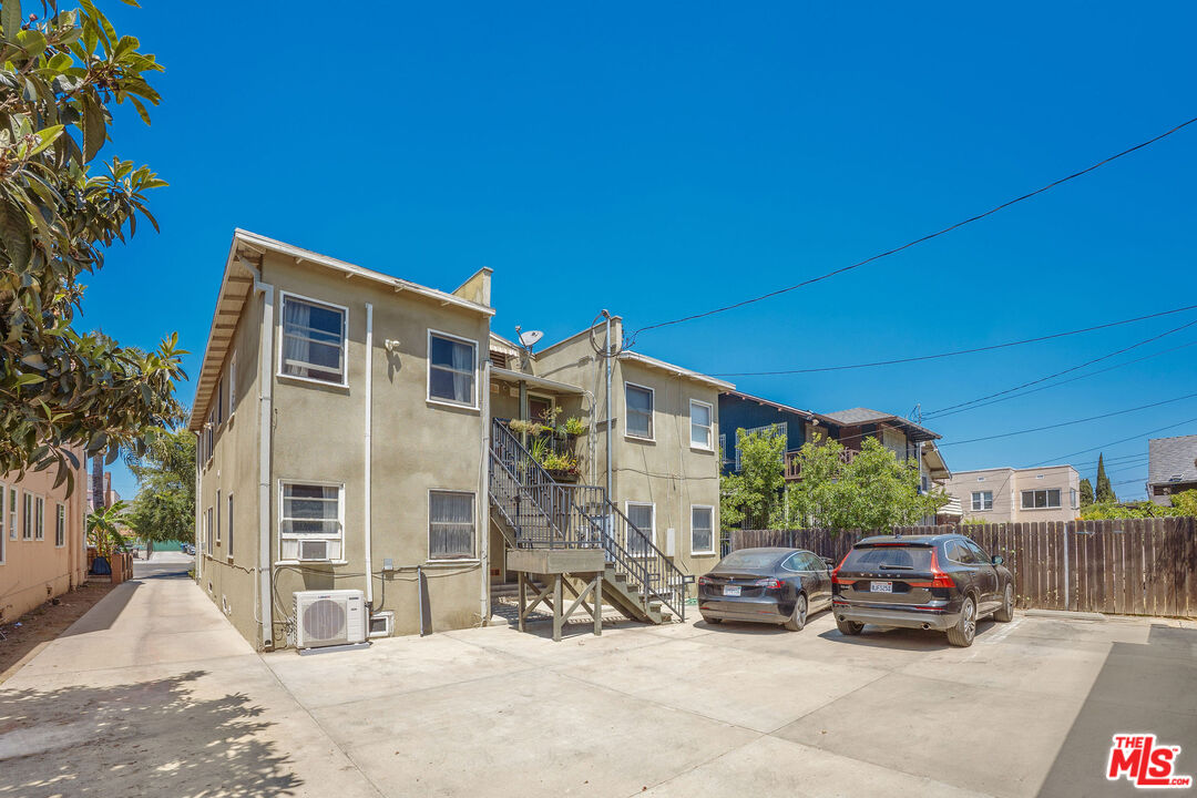 1532 4th Ave