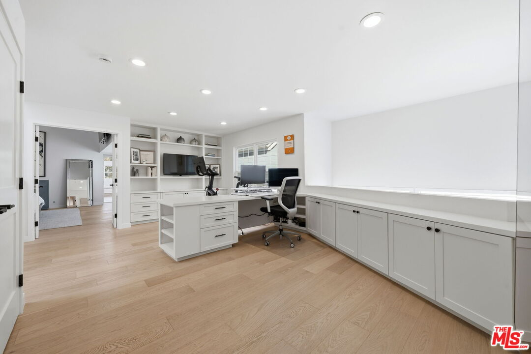 13082 Mindanao Way Unit: 27