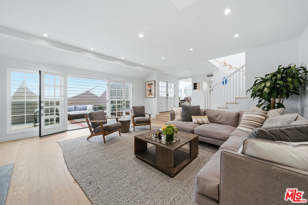 13082 Mindanao Way Unit: 27