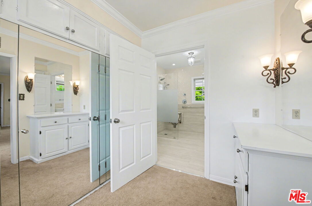 608 Trenton Dr
