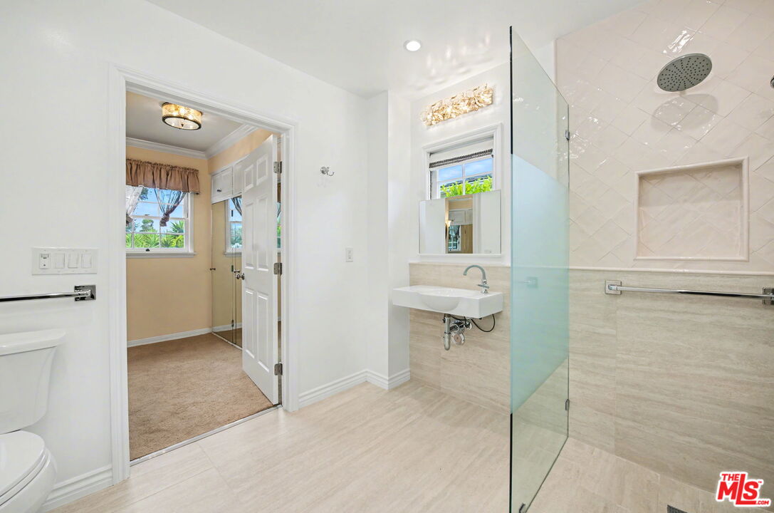 608 Trenton Dr