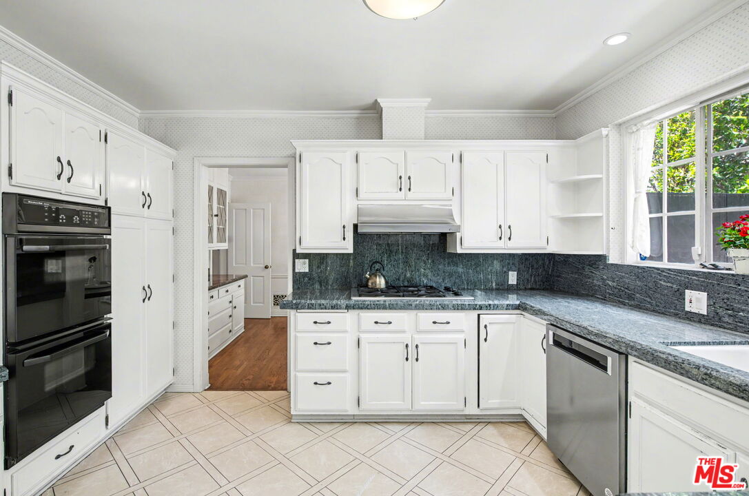 608 Trenton Dr