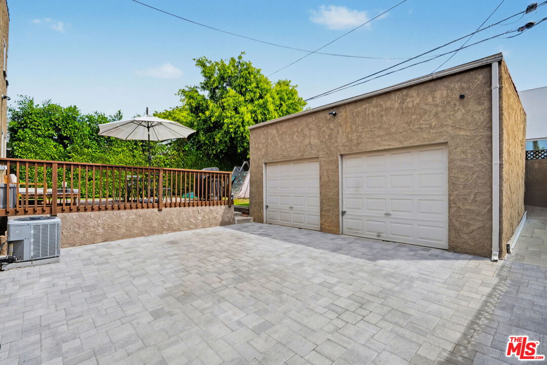 1330 Hauser Blvd