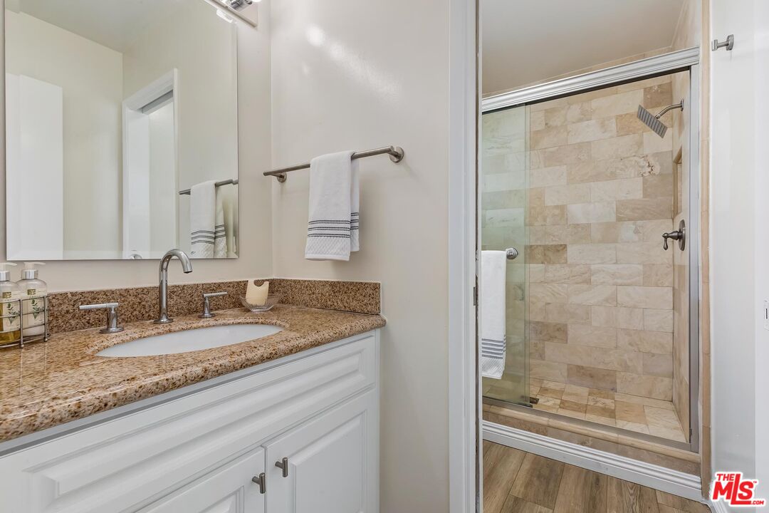 1508 Berkeley St Unit: Unit B