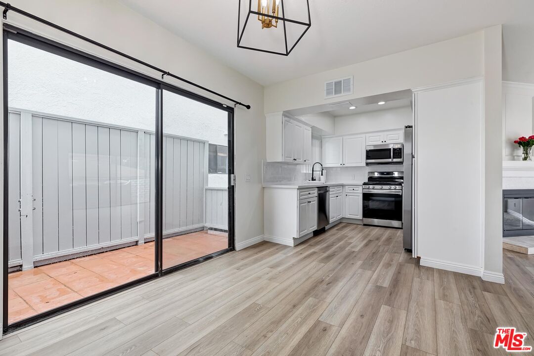 1508 Berkeley St Unit: Unit B