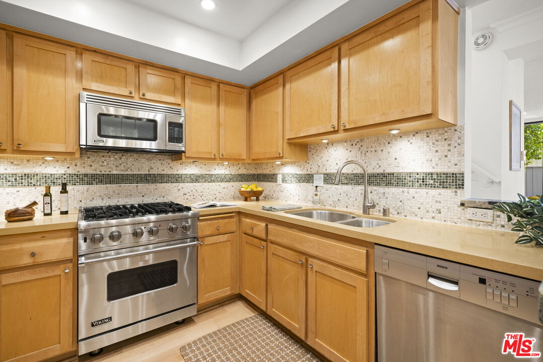 925 14th St Unit: 19