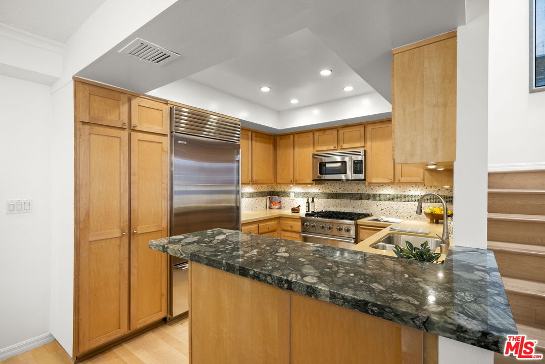 925 14th St Unit: 19