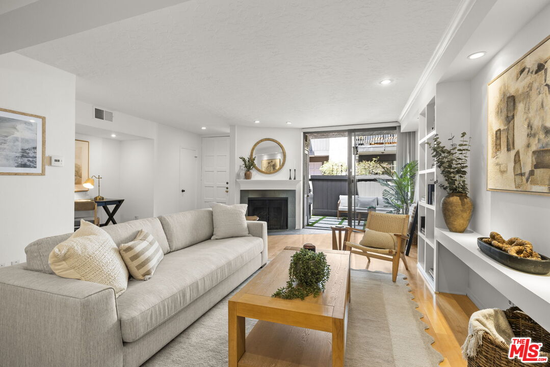 925 14th St Unit: 19