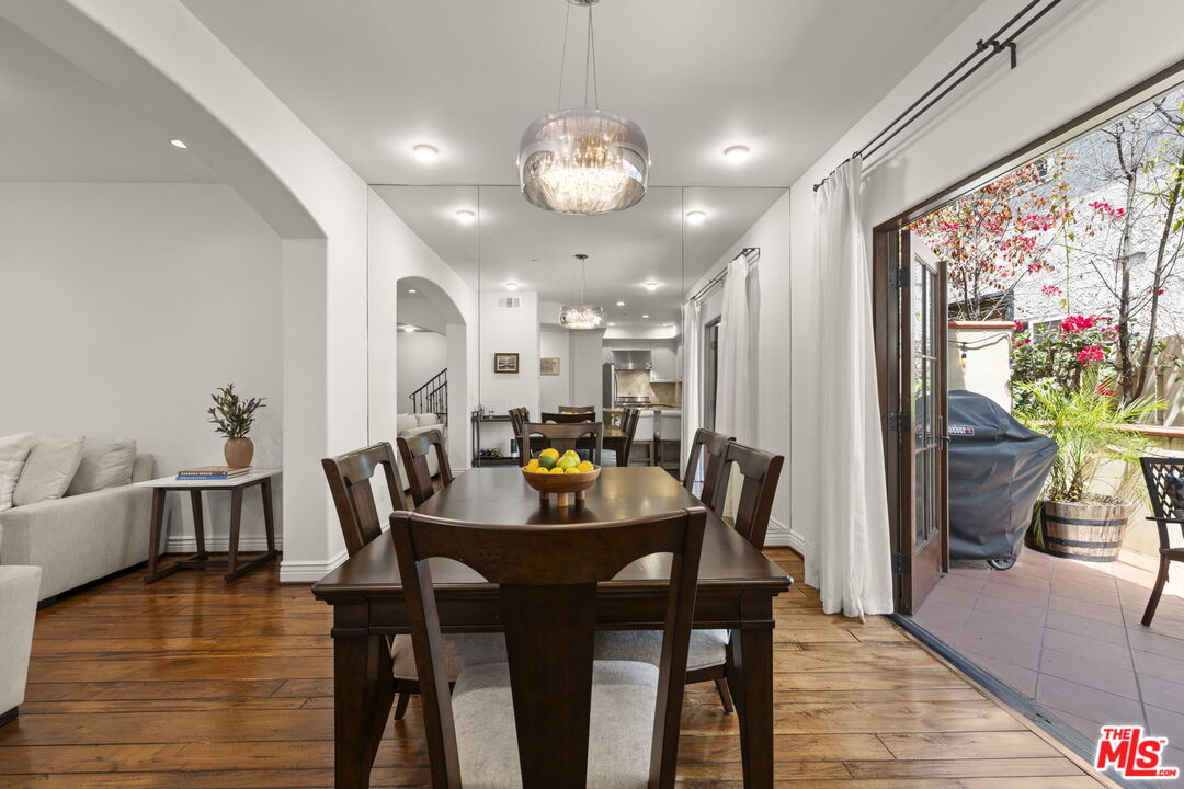 908 17th St Unit: 4