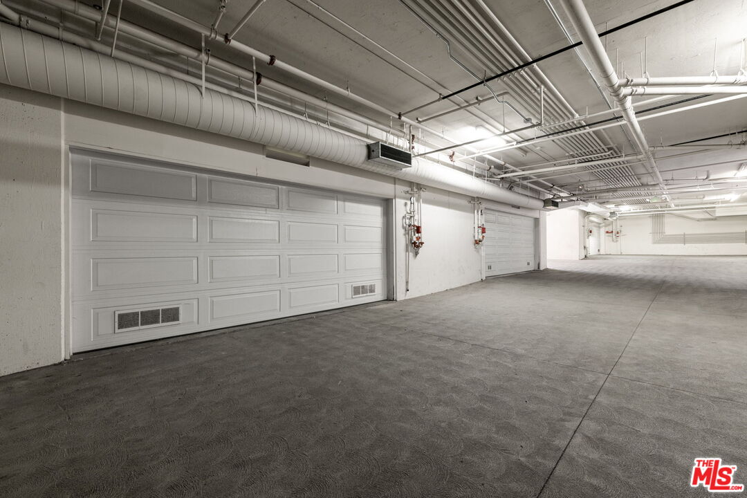 908 17th St Unit: 4