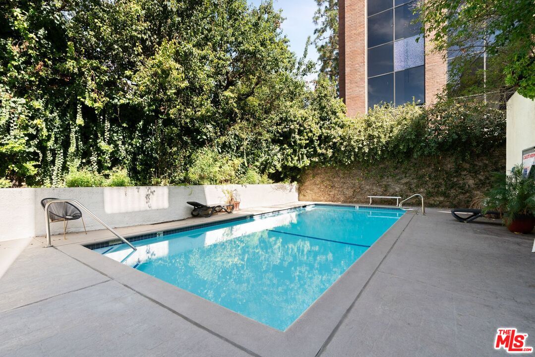 15325 Magnolia Blvd Unit: 108
