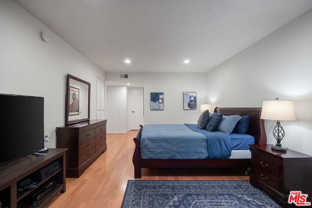 15325 Magnolia Blvd Unit: 108