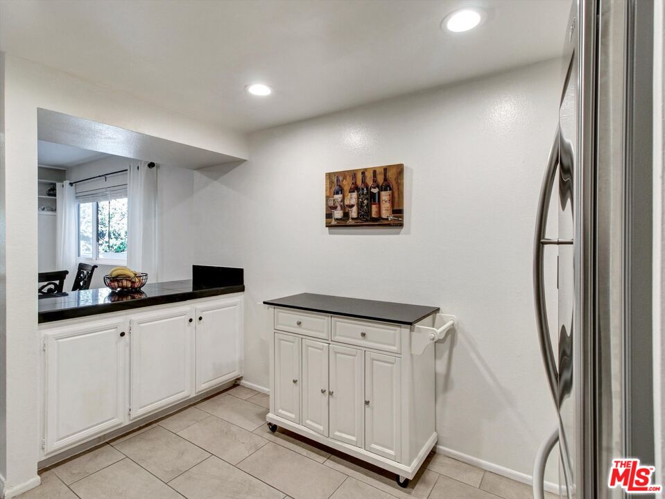 15325 Magnolia Blvd Unit: 108
