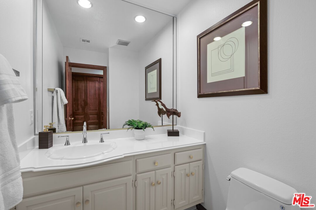 10794 Wilkins Ave Unit: 304