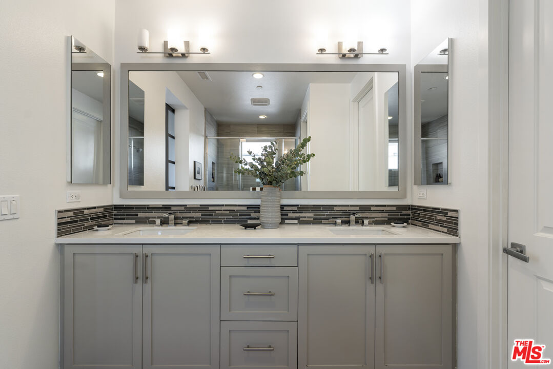 12868 S Seaglass Cir Unit: W