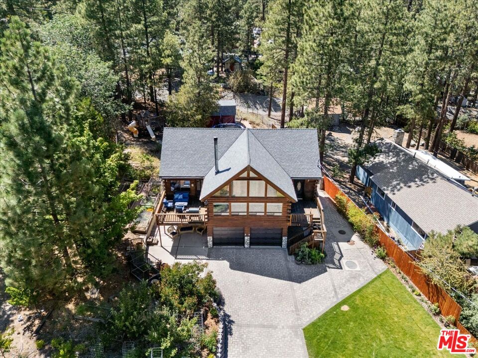 490 Lark Rd
