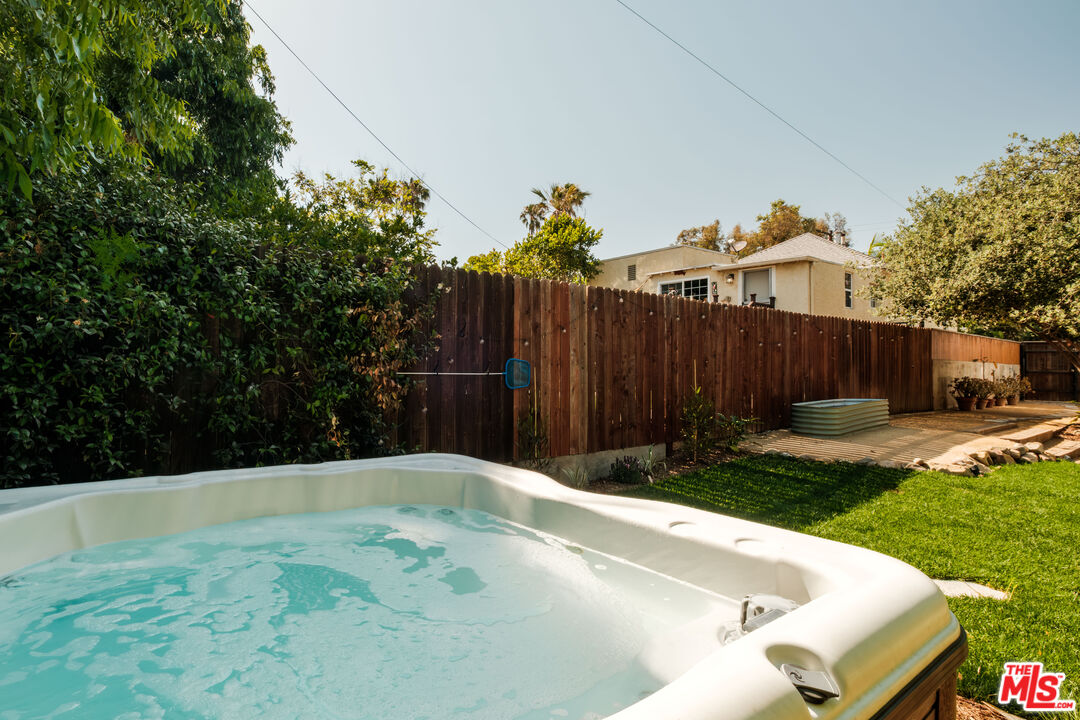 4116 Camero Ave