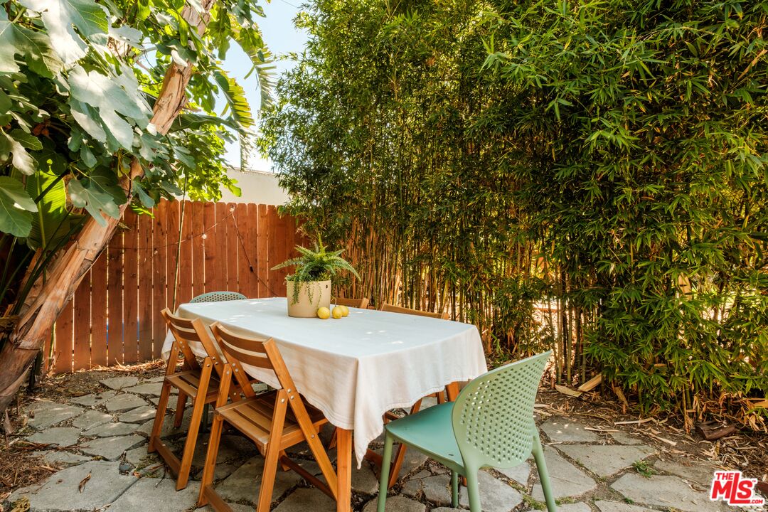 4116 Camero Ave