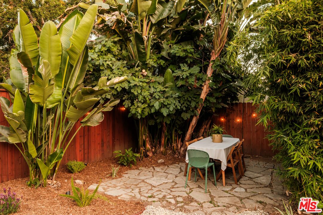 4116 Camero Ave