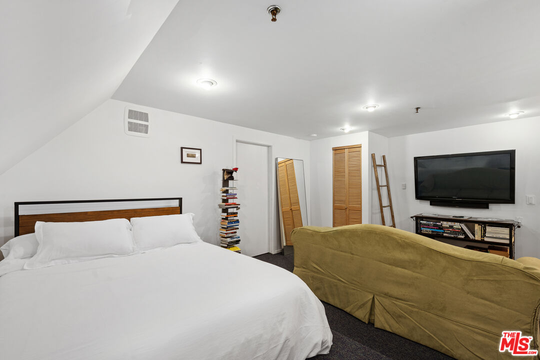 477 Upper Mesa Rd
