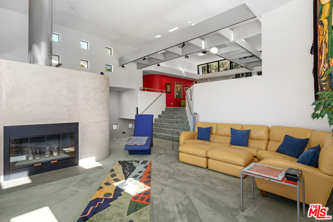477 Upper Mesa Rd
