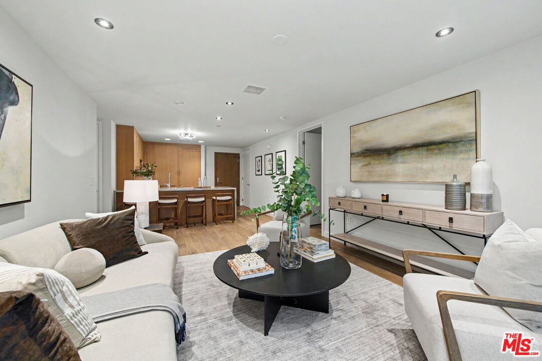 1755 E Ocean Avenue Ave Unit: 203