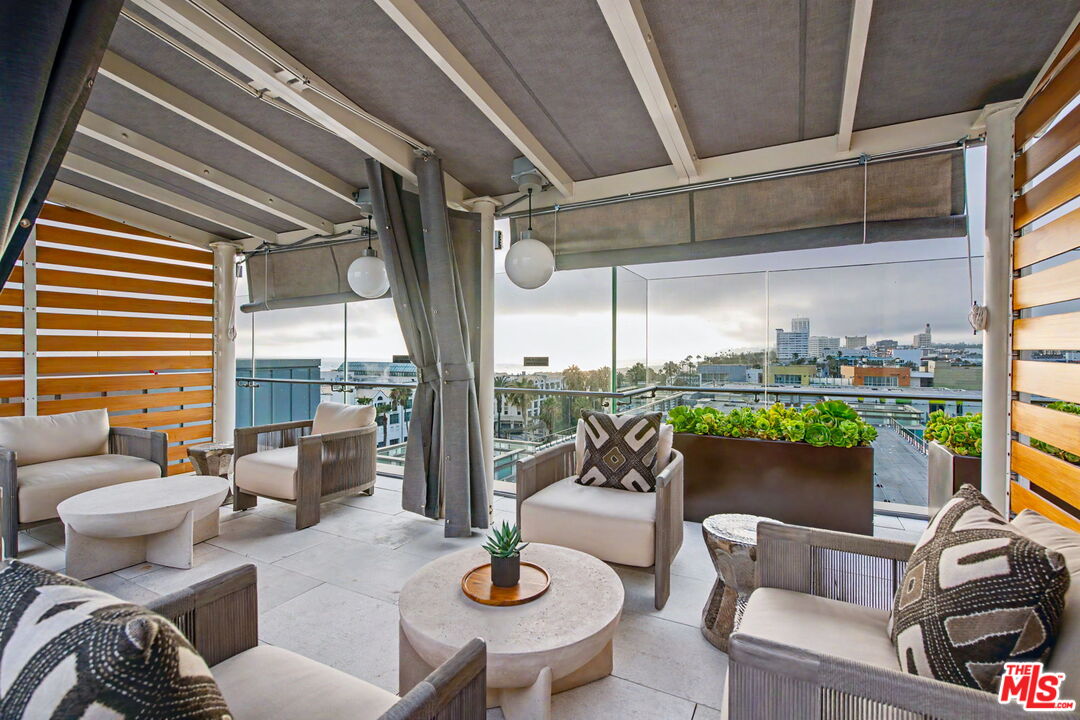 1755 E Ocean Avenue Ave Unit: 203