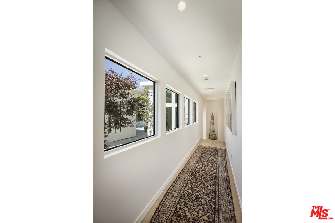 2235 Chislehurst Dr