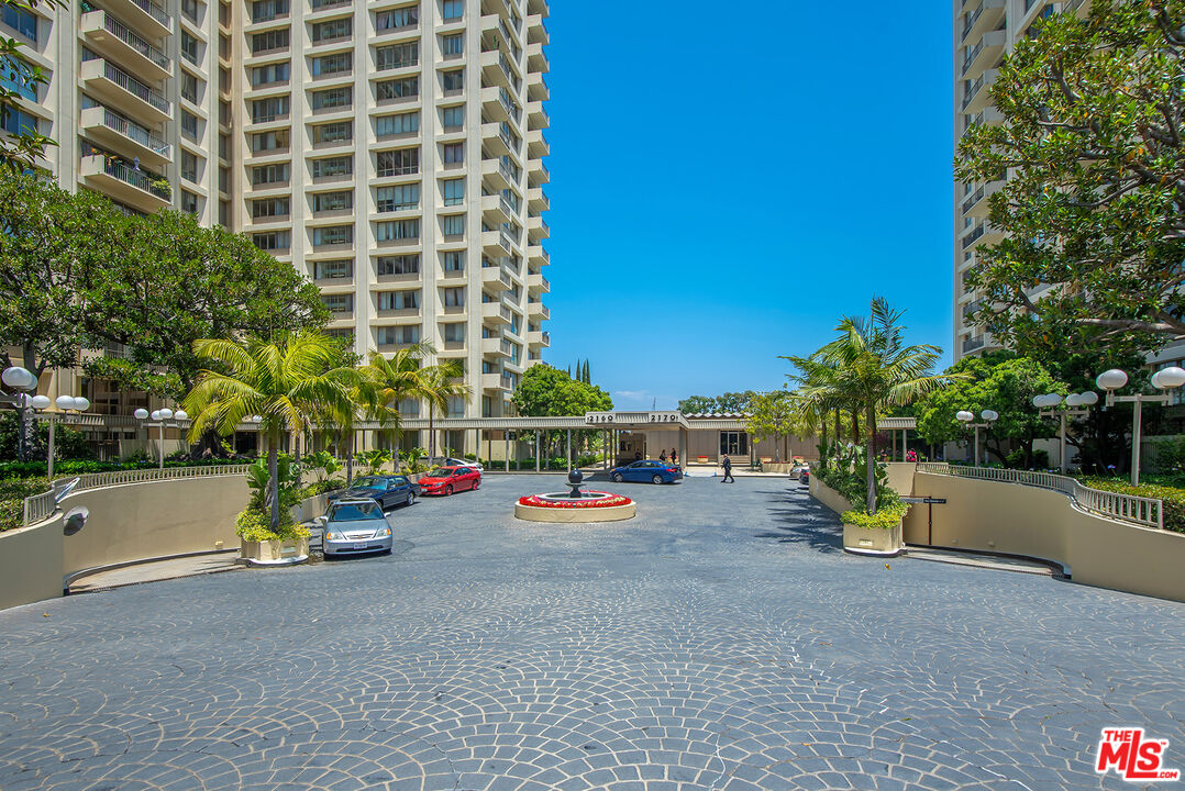 2160 Century Park Unit: 504N