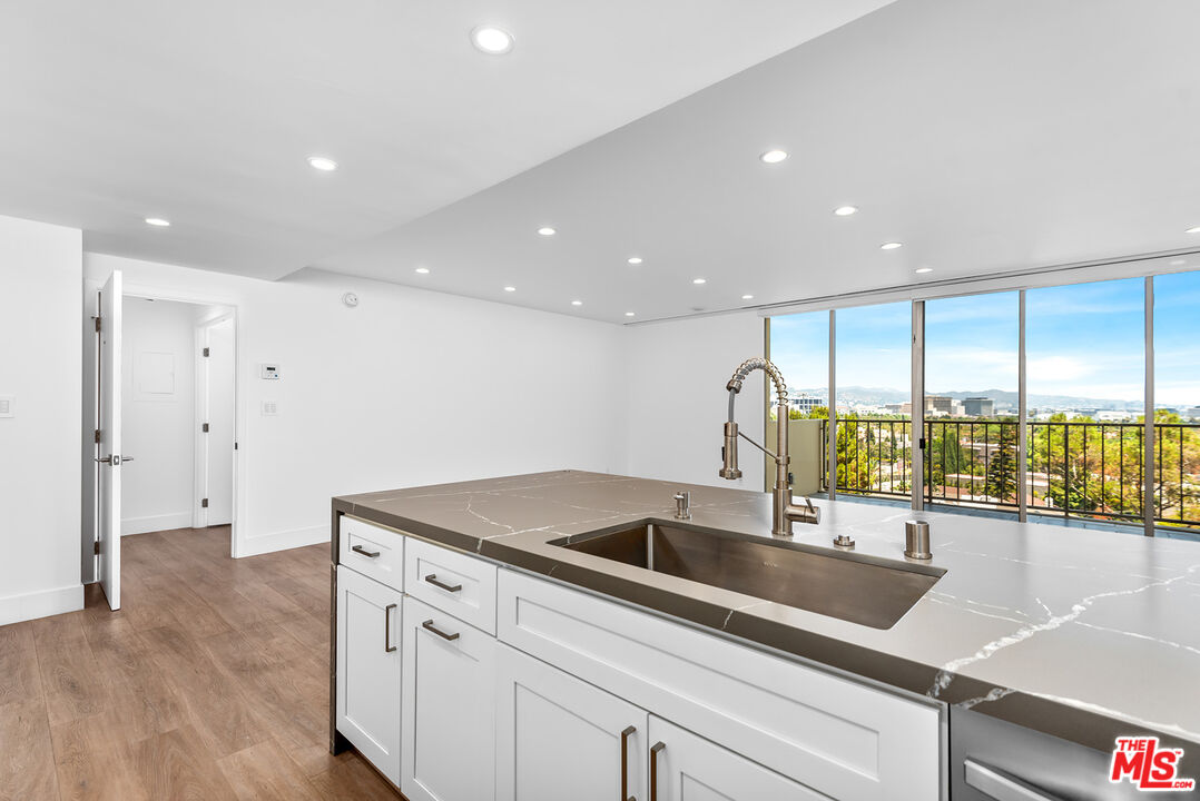 2160 Century Park Unit: 504N