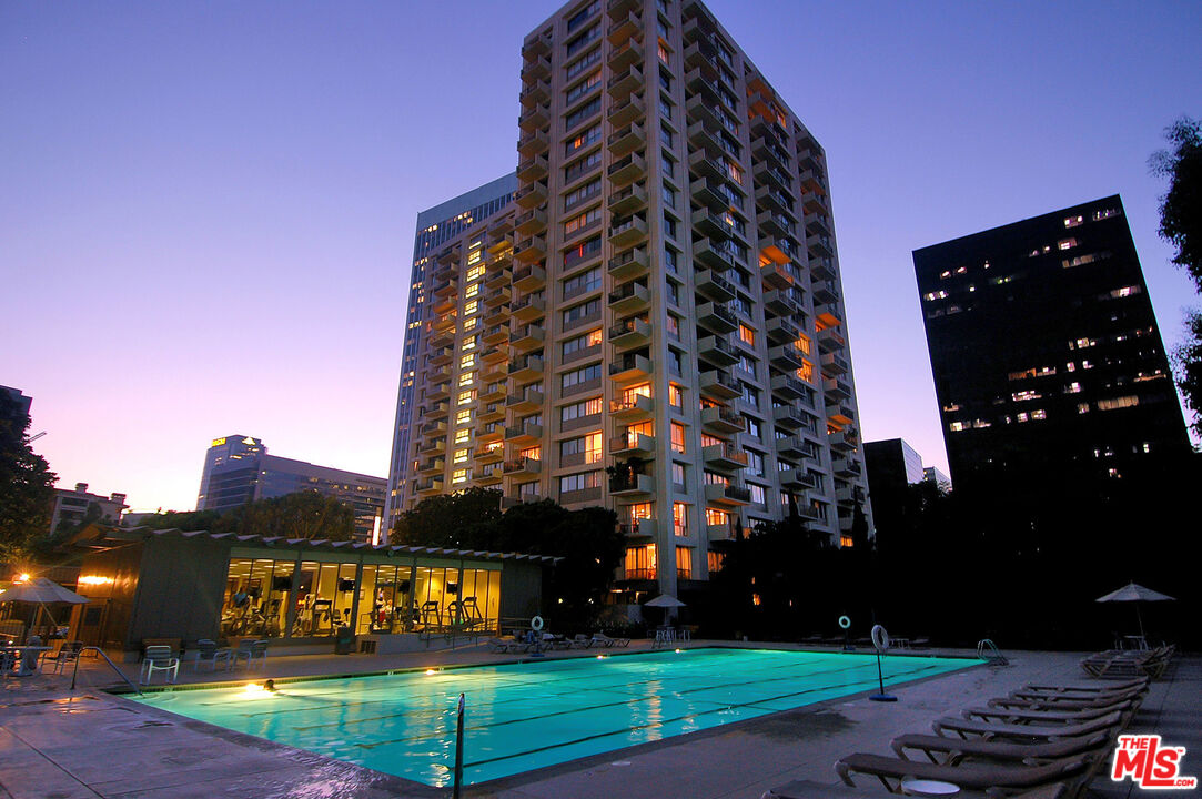 2160 Century Park Unit: 504N
